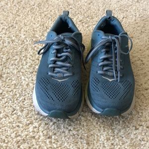 Hoka One One Arahi 3